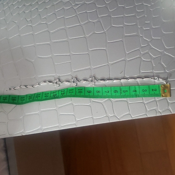 Bracelet - Picture 2 of 4